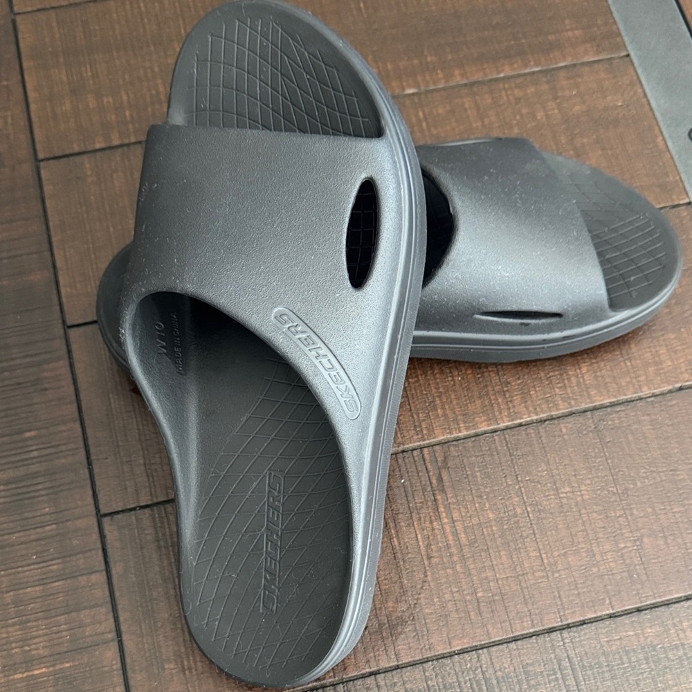 Skechers Men's Dark Gray Slide Sandals